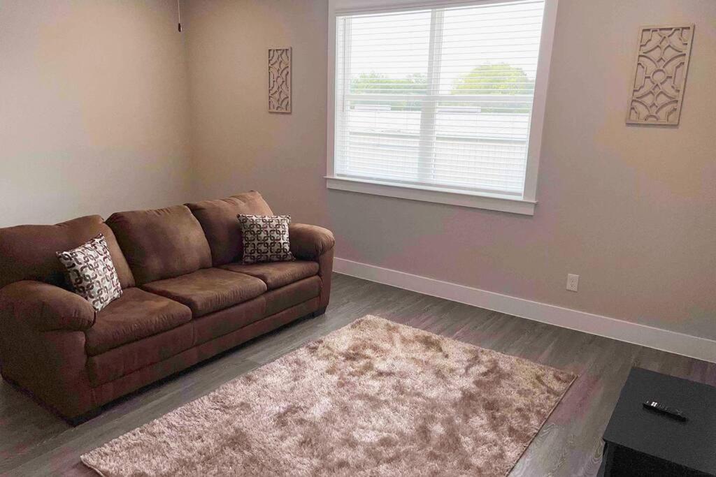 Welcome To Our Spacious 2-Bedroom 2-Bathroom Located In The City Of Houston, Texas! Exterior photo